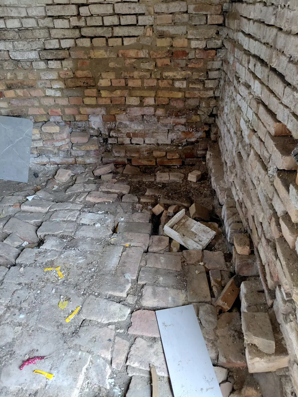 Remont starej komórki na pomieszczenie mieszkalne — realizacja 2