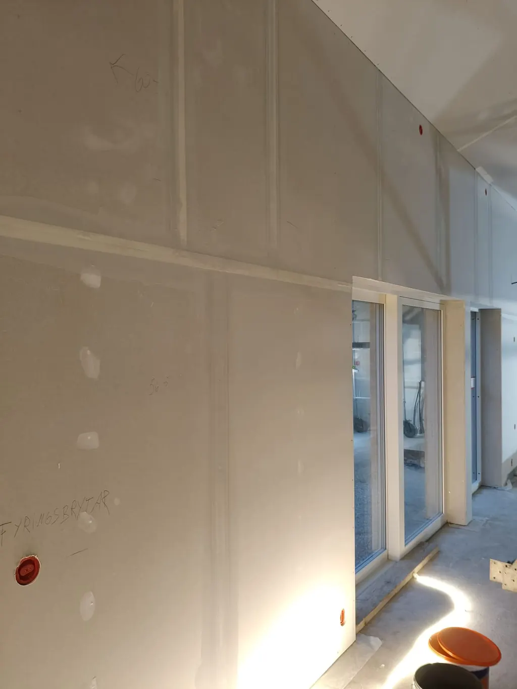Prace wykończeniowe wnętrz — realizacja 4
